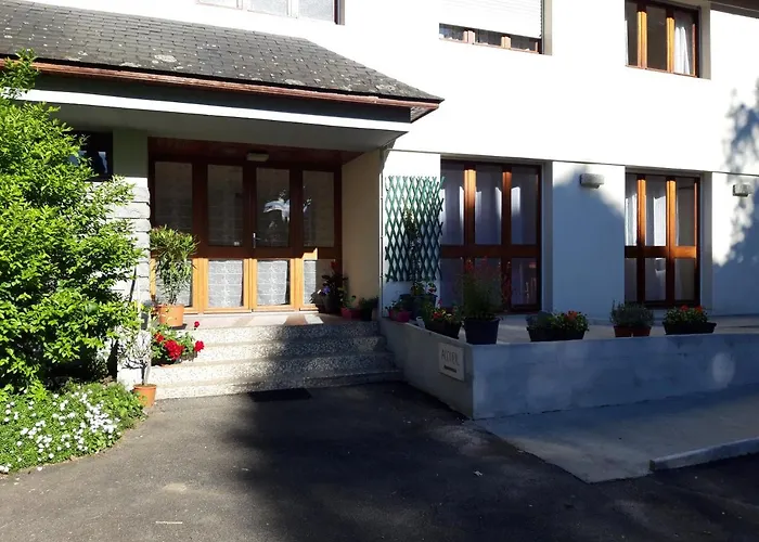 Cecilia 住宿加早餐酒店 *